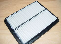 Vzduchový filtr Kia Sorento od 2002 všechny 2.5 CRDi Benzin