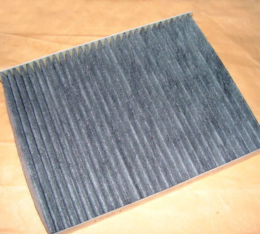 Peľový filter s aktívnym uhlím Audi Q7 od r.v. 03.2006