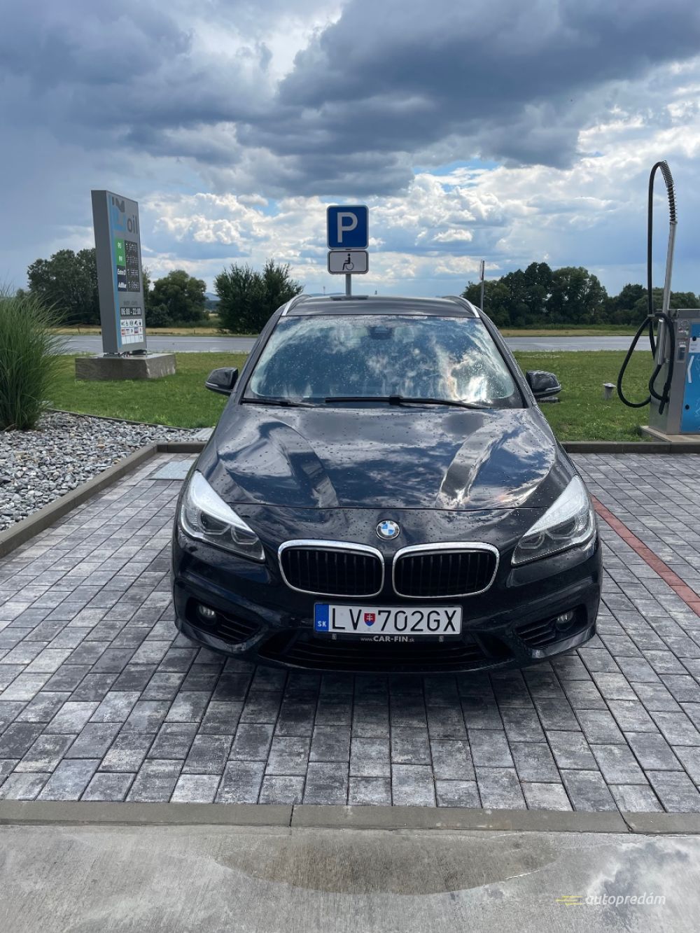 Predám BMW M1 r.v.2017 najazdené 159000km 110kW 2.0 nafta