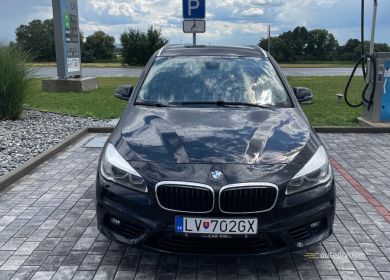 Predám BMW M1 r.v.2017 najazdené 159000km 110kW 2.0 nafta